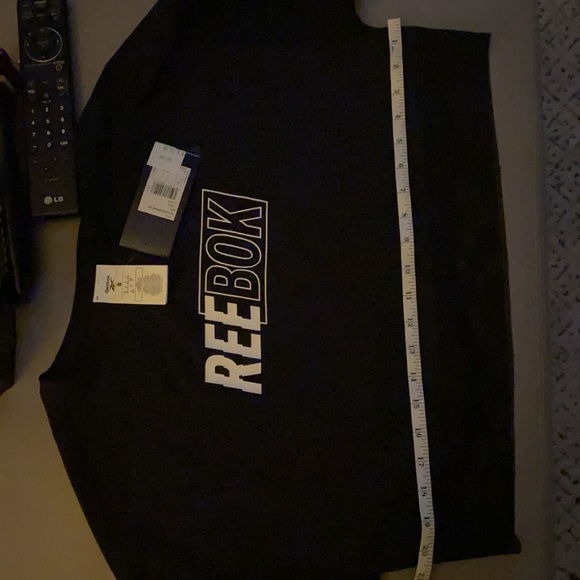 New Reebok cropped striker tee small - Picture 4 of 5